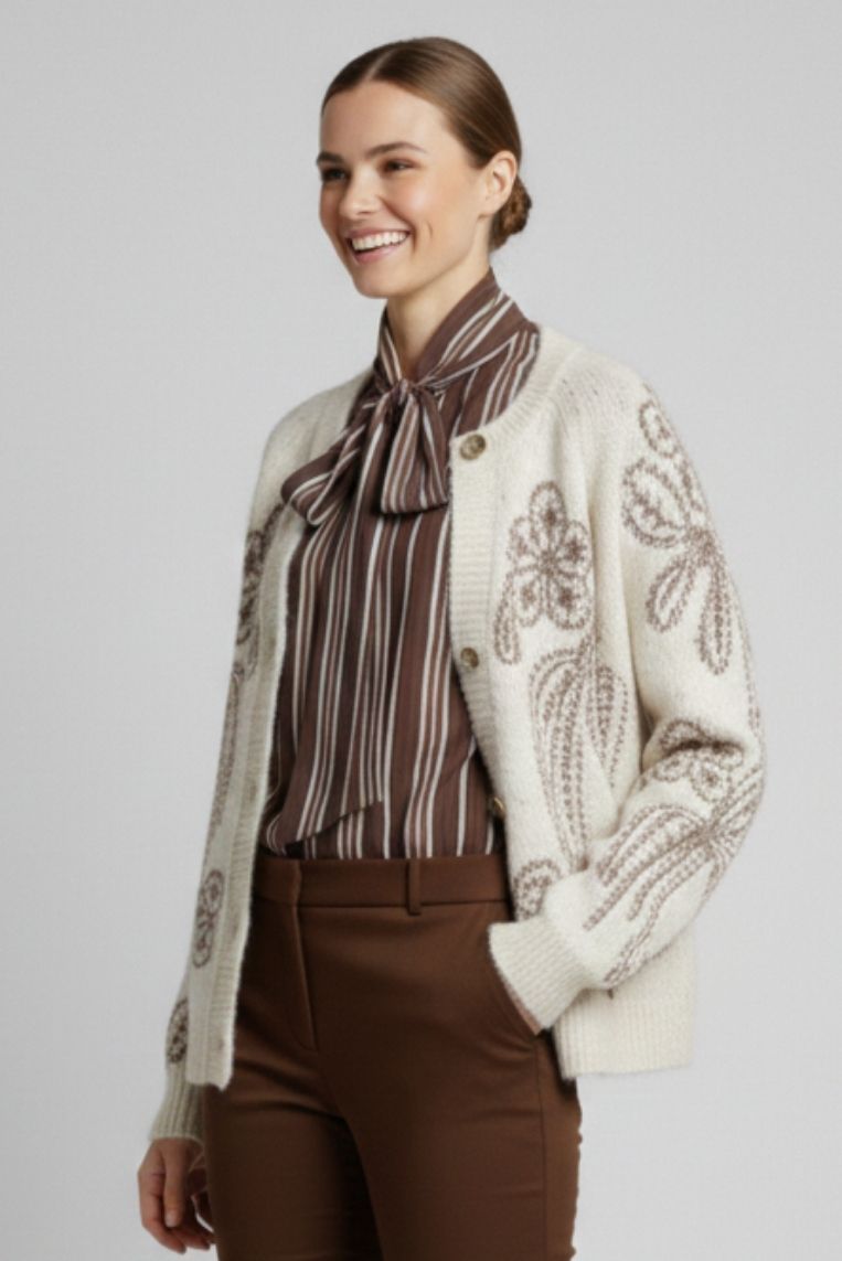 CARDIGAN CON RICAMI 3 CARDIGAN CON RICAMI - immagine 3