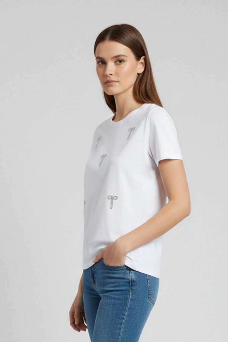 T-SHIRT CON FIOCCHI IN STRASS 4 T-SHIRT CON FIOCCHI IN STRASS - immagine 4