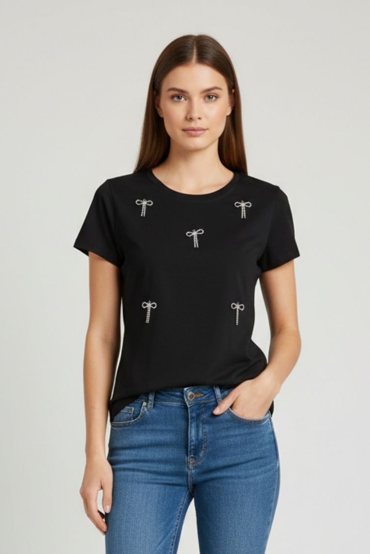 T-SHIRT CON FIOCCHI IN STRASS 1 T-SHIRT CON FIOCCHI IN STRASS - immagine 1