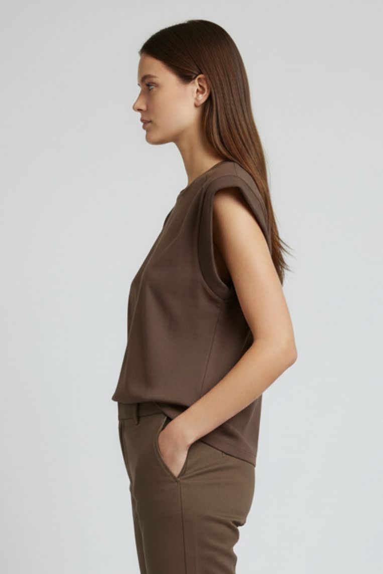 T-SHIRT SENZA MANCIHE - immagine 12