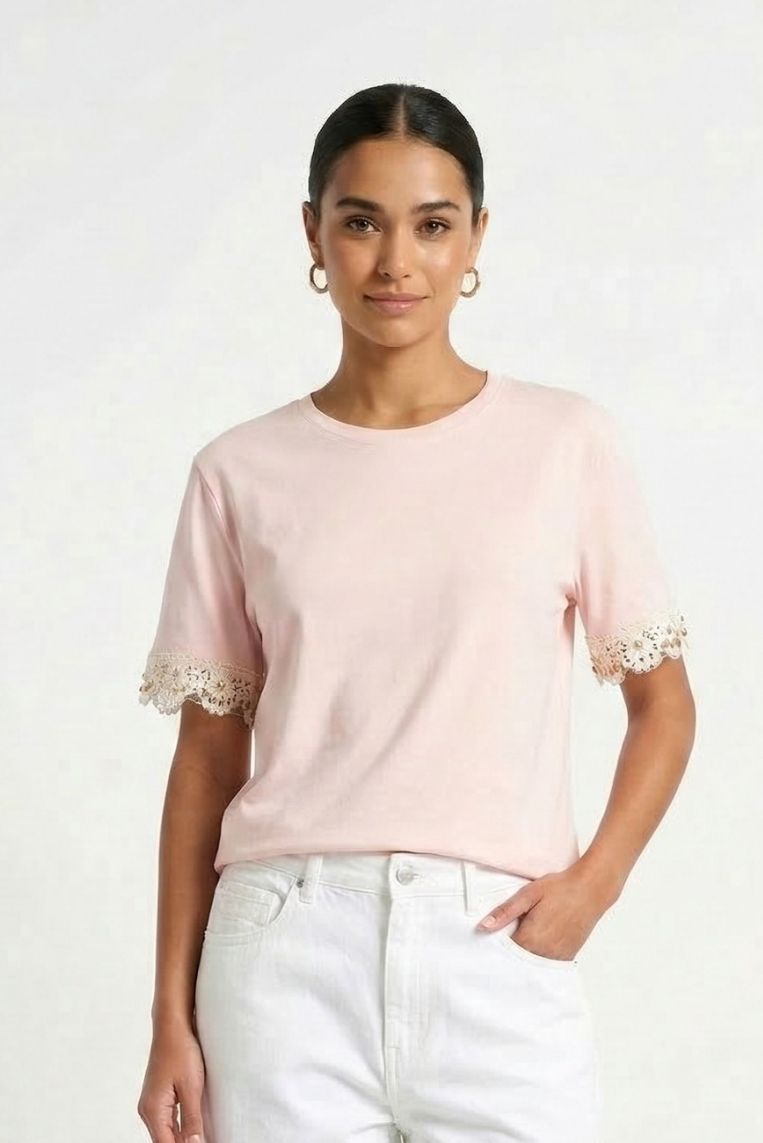 T-SHIRT CON DETTAGLI SANGALLO 2 T-SHIRT CON DETTAGLI SANGALLO - immagine 2