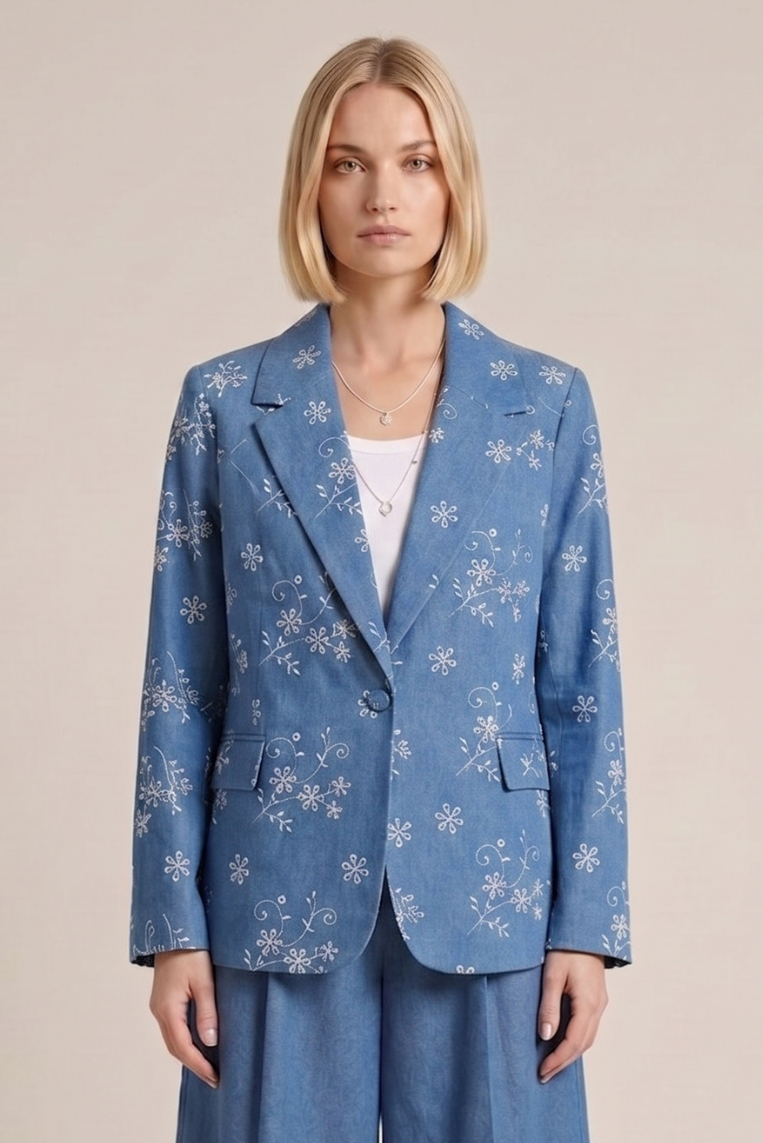 GIACCA IN CHAMBRAY CON RICAMO - immagine 2