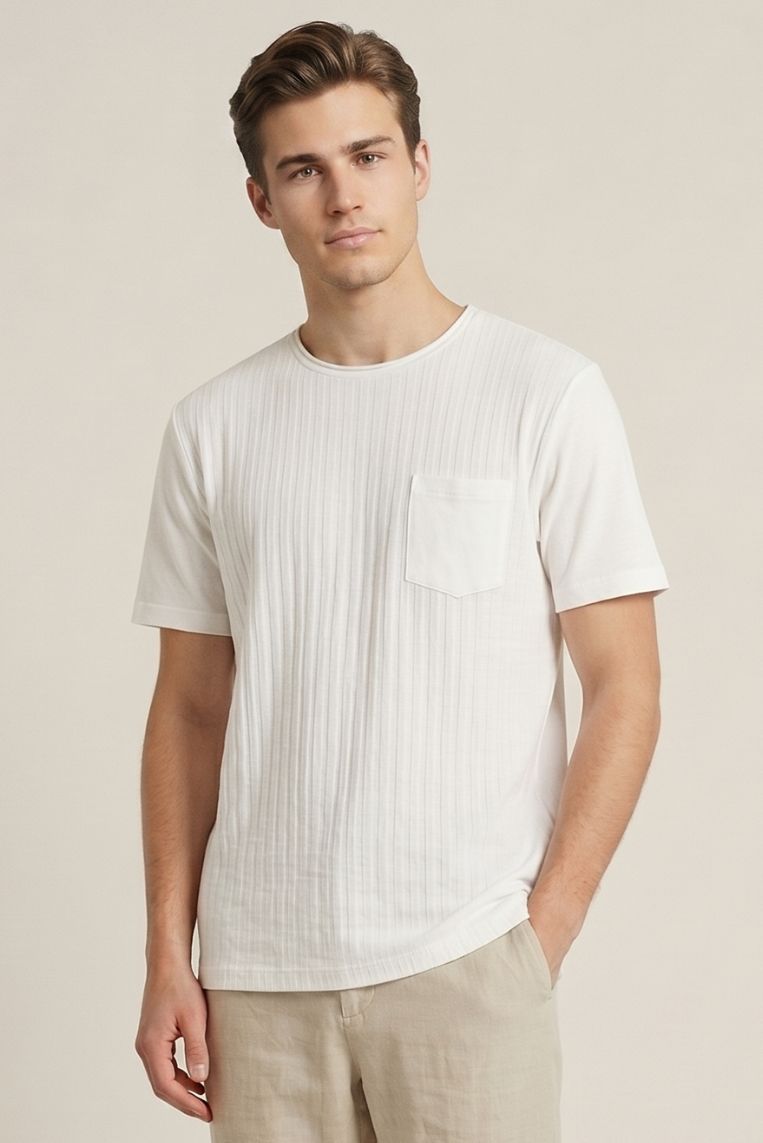 T-SHIRT IN GARZA CON TASCHINO - immagine 6