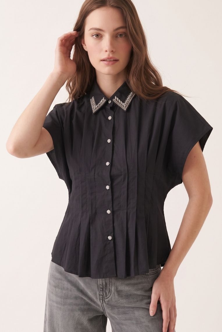 CAMICIA MANICHE CORTE ARRICCIO COLLETTO STRASS 6 CAMICIA MANICHE CORTE ARRICCIO COLLETTO STRASS - immagine 6