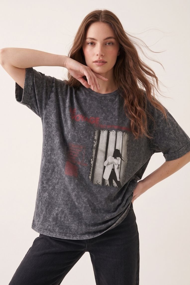 T-SHIRT STAMPA VOYAGE