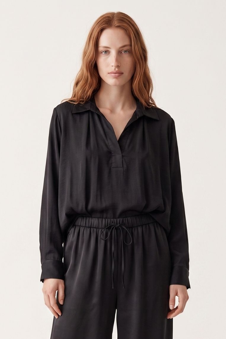 BLUSA SATINATA ARRICCIATA SUL FONDO 6 BLUSA SATINATA ARRICCIATA SUL FONDO - immagine 6
