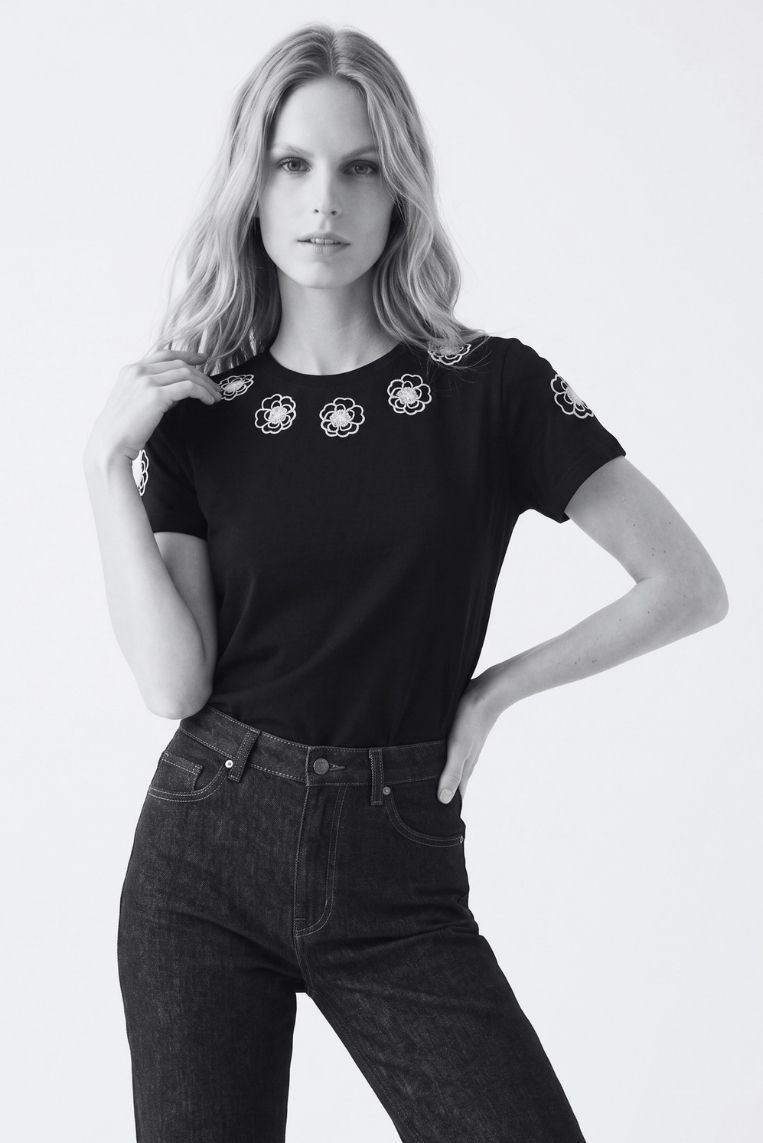 T-SHIRT RICAMI FIORE 2 T-SHIRT RICAMI FIORE - immagine 2