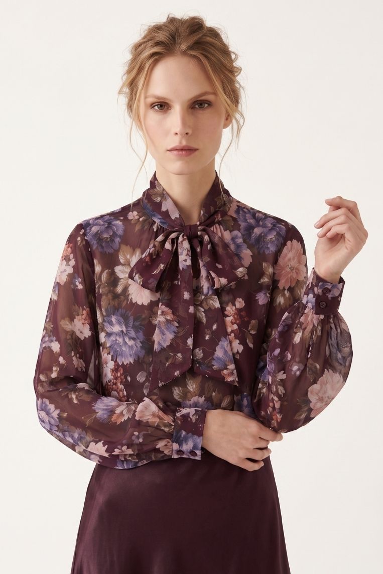 BLUSA CON FIOCCO E STAMPA FIORE 2 BLUSA CON FIOCCO E STAMPA FIORE - immagine 2