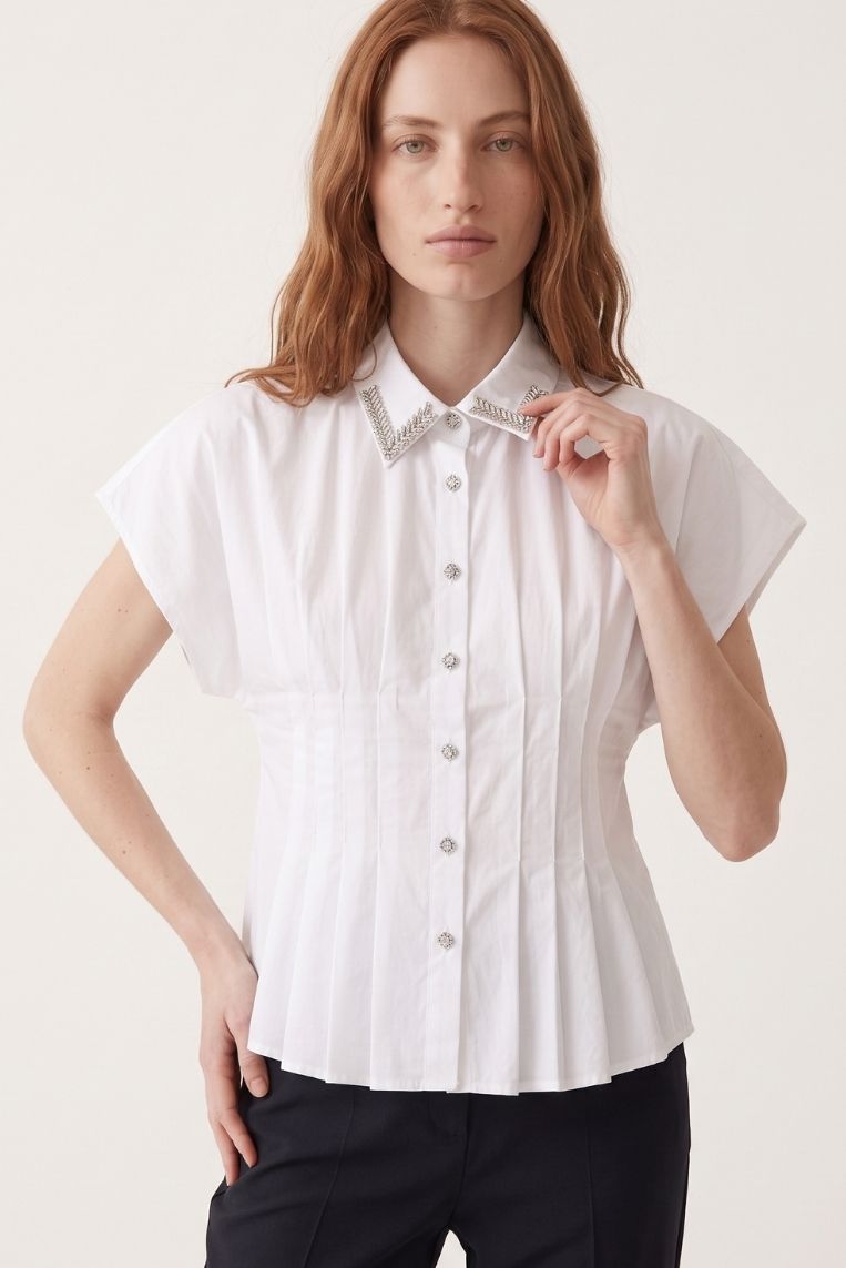 CAMICIA MANICHE CORTE ARRICCIO COLLETTO STRASS 9 CAMICIA MANICHE CORTE ARRICCIO COLLETTO STRASS - immagine 9