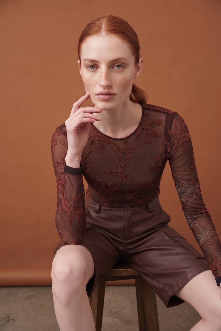 MAGLIA IN VELO RICAMO CINIGLIA