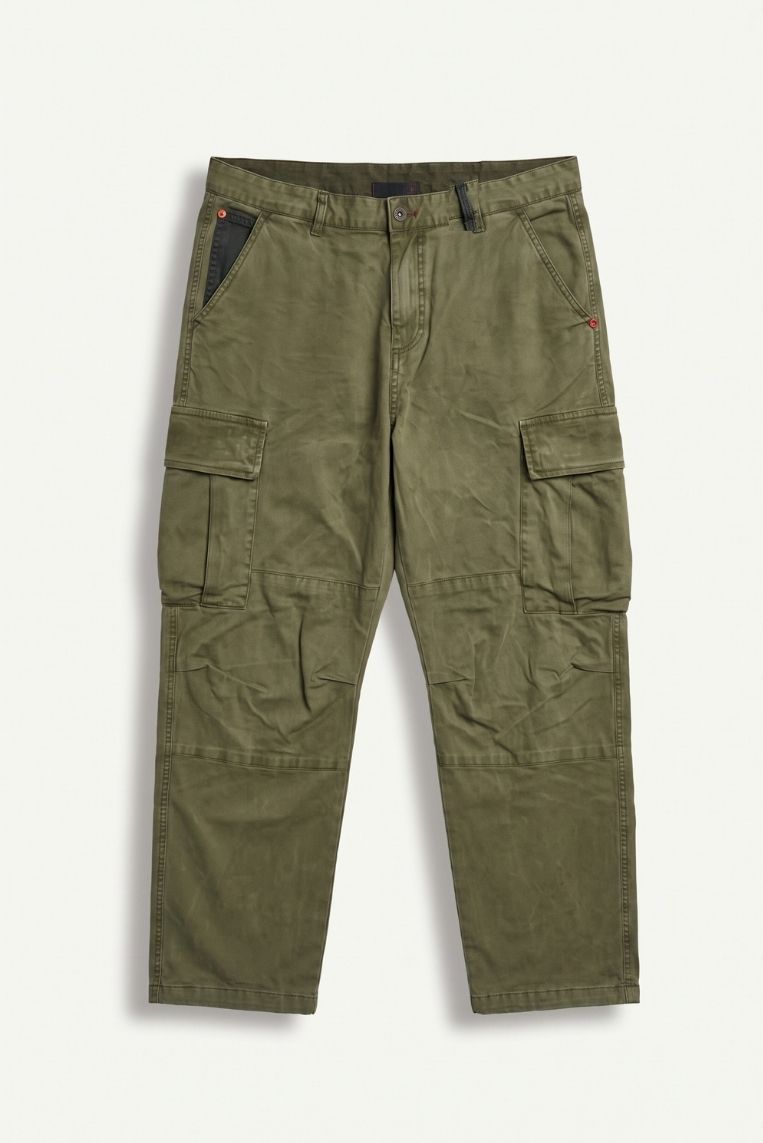 PANTALONI TASCONATI GABARDINA LOOSE FIT 3 PANTALONI TASCONATI GABARDINA LOOSE FIT - immagine 3