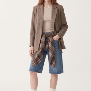 BERMUDA LARGO JEANS 8 BERMUDA LARGO JEANS - Thumbnail Image 3