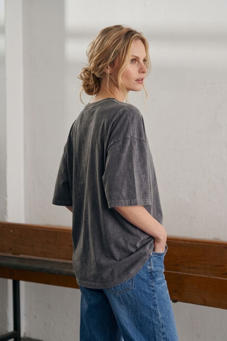 T-SHIRT OVER SLAVATA
